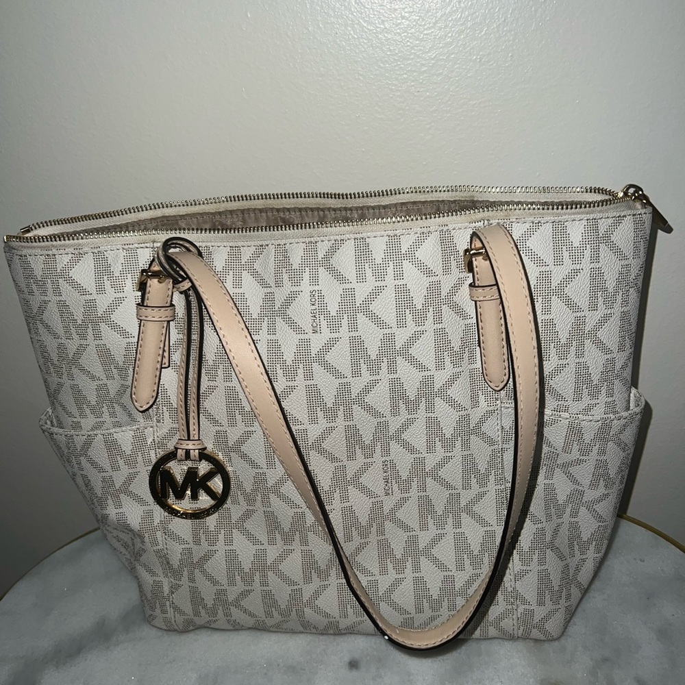 Michael Kors Shoulder Bag